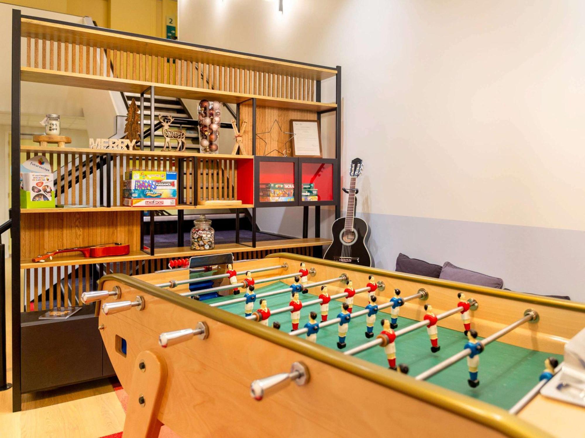 Ibis Tours Sud Hotel ช็องเบรย์-เล-ตูร์ ภายนอก รูปภาพ